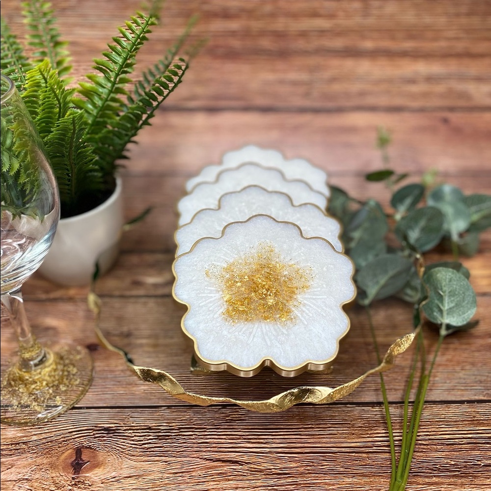 White | Gold Flower Coasters - Set of 4 - Picture 2 of 14